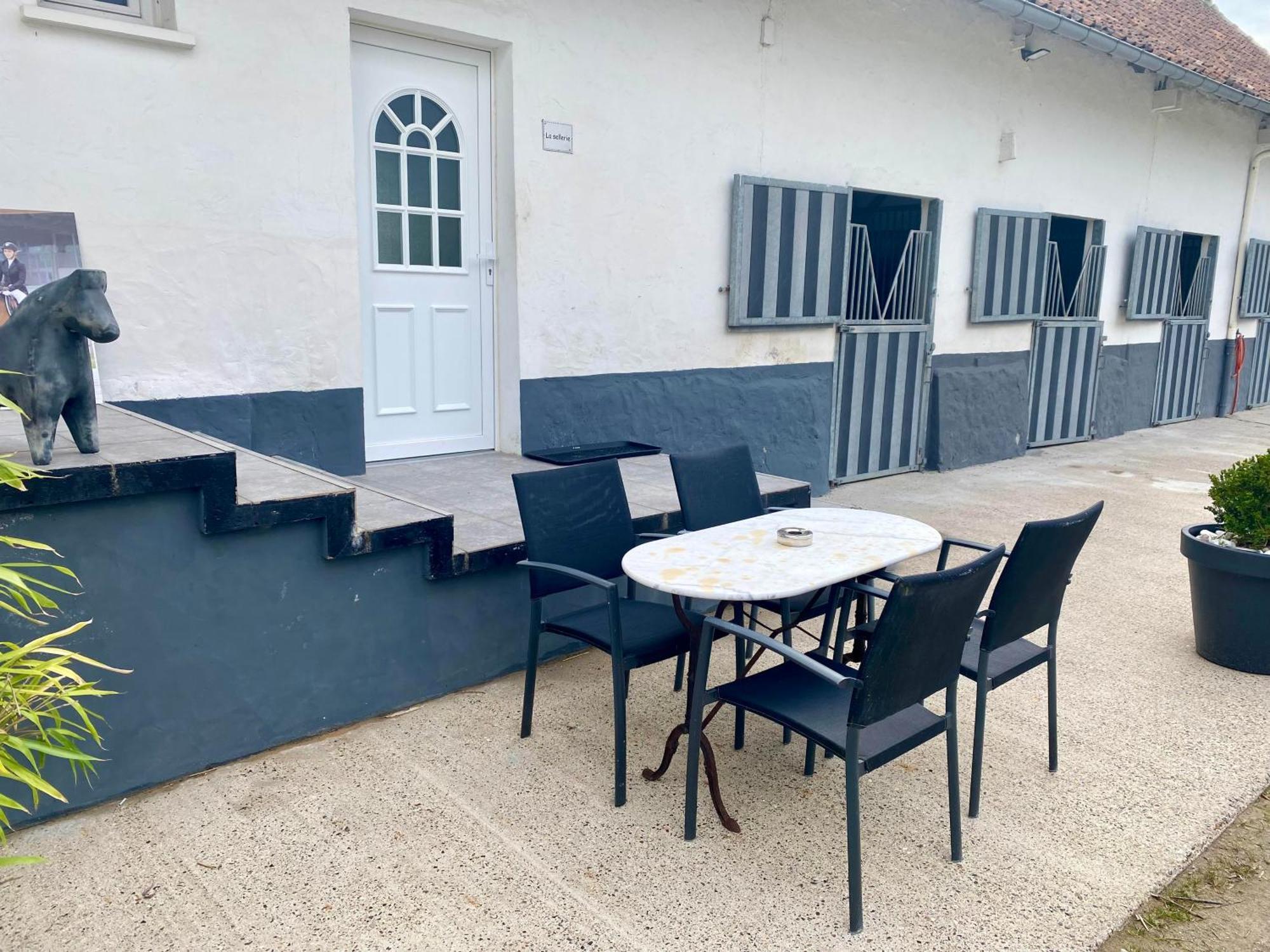 Gites Casale Di Vito Longvilliers  ภายนอก รูปภาพ